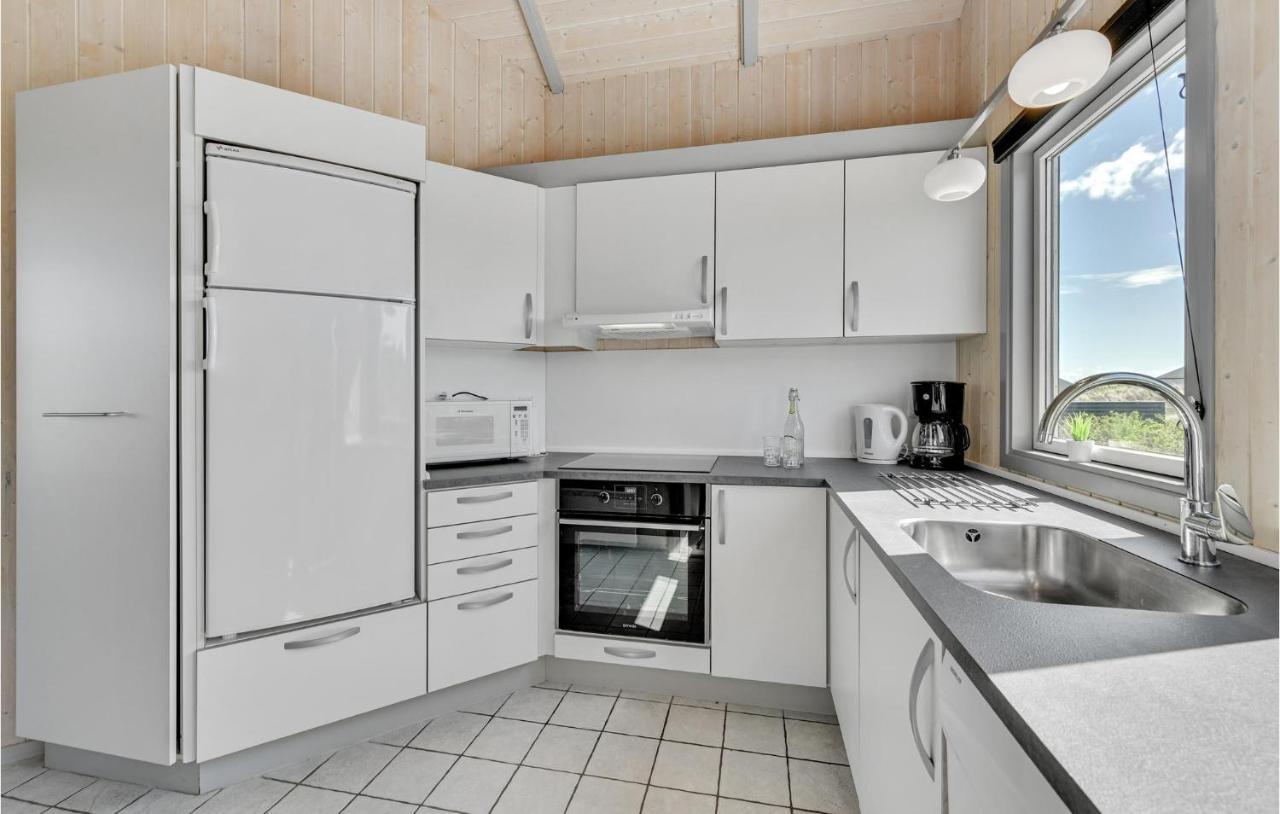 Stunning Home In Hvide Sande With Kitchen Bjerregård Zewnętrze zdjęcie