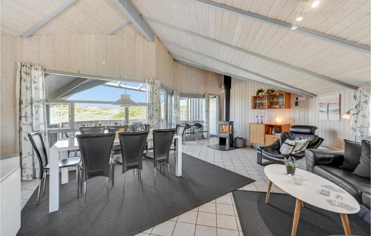 Stunning Home In Hvide Sande With Kitchen Bjerregård Zewnętrze zdjęcie