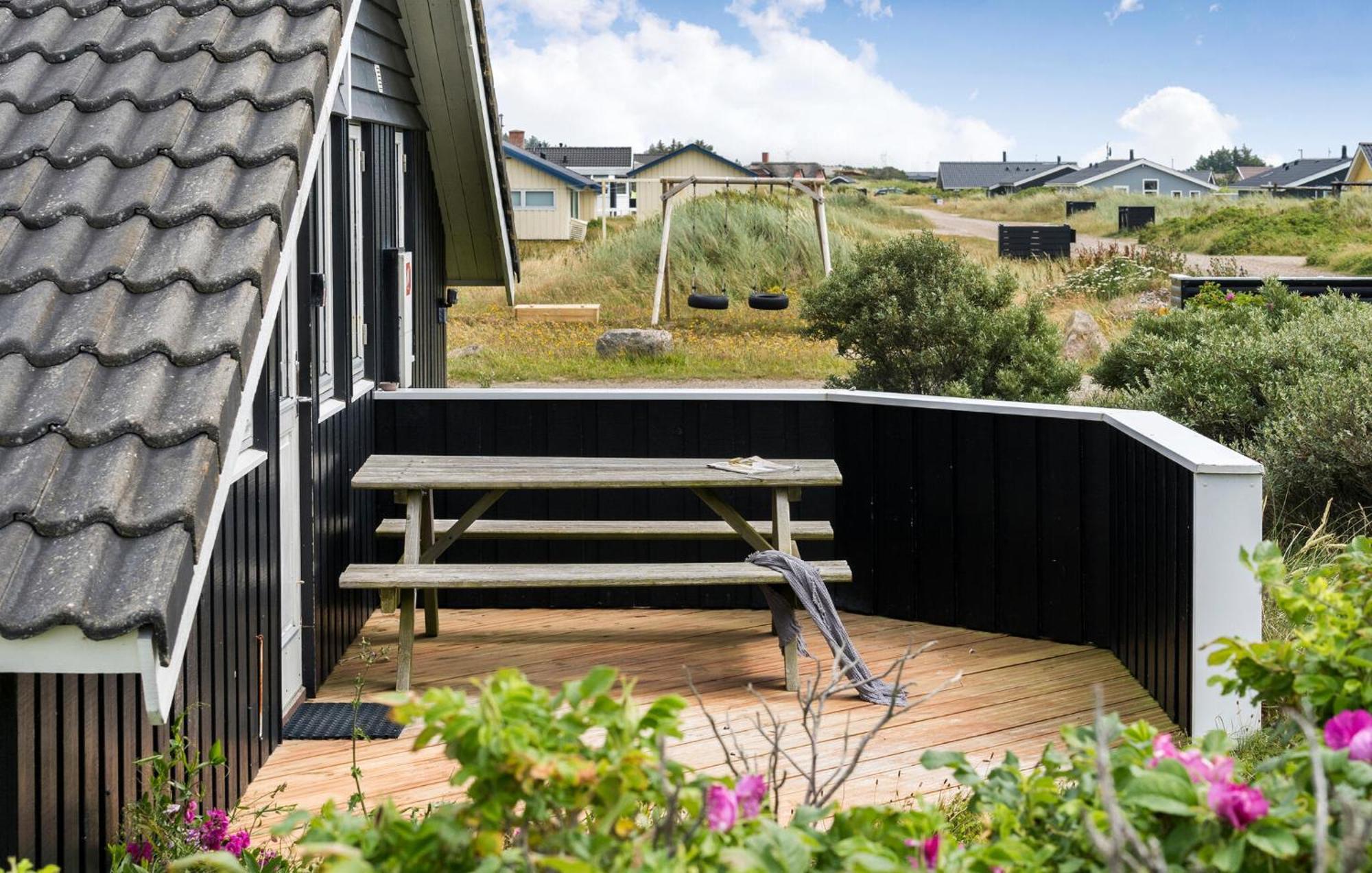 Stunning Home In Hvide Sande With Kitchen Bjerregård Zewnętrze zdjęcie
