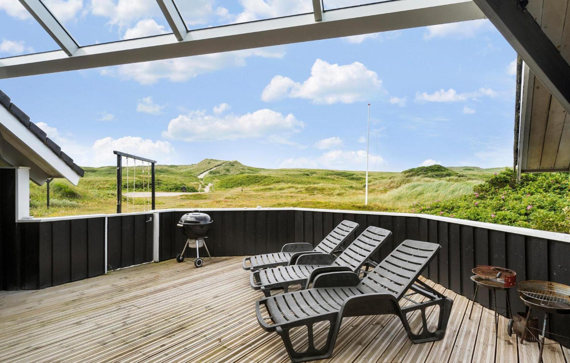 Stunning Home In Hvide Sande With Kitchen Bjerregård Zewnętrze zdjęcie